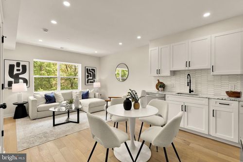 6-2606 41st St Nw, WASHINGTON, DC, 20007-1256 | Card Image