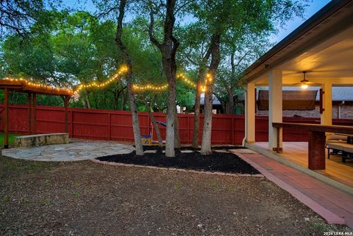 2143 Silent Fox, San Antonio, TX, 78260-4416 | Card Image