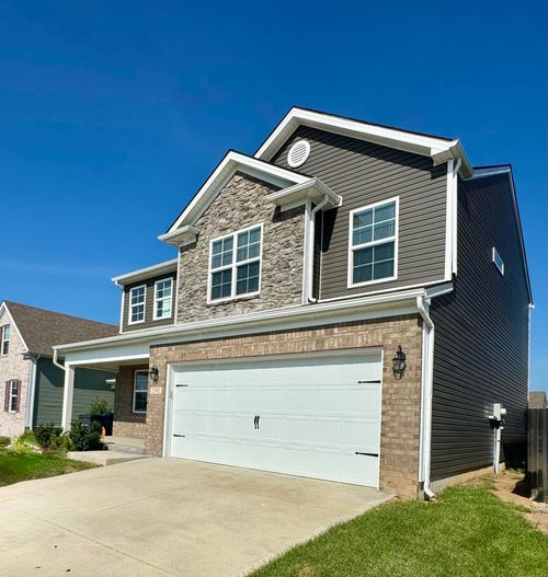 2392 Huntly Pl, Lexington, KY, 40511-9237 | Card Image