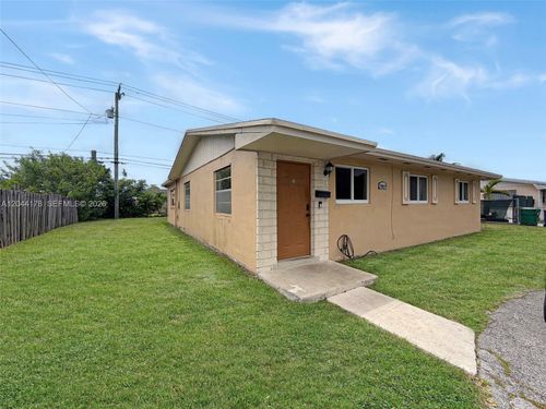 19411 Sw 117th Ave, Miami, FL, 33177-4404 | Card Image