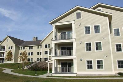 505/507 Qtr. I Adams House, Condo with 2 bedrooms, 3 bathrooms and null parking in Ludlow VT | Image 1