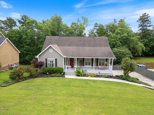 8928 Brookhill Dr, Hixson, TN, 37343-1297 | Card Image