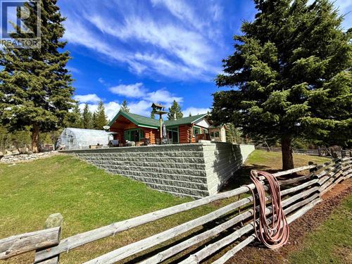 2875 Spout Lake Rd, Lac La Hache, BC, V0K1T1 | Card Image