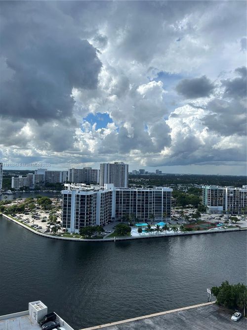 1823-3800 S Ocean Dr, Hollywood, FL, 33019-2923 | Card Image