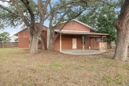 604 N St, Fredericksburg, TX, 78624 | Card Image