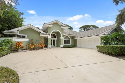 6581 Se Baltusrol Ter, Stuart, FL, 34997-8679 | Card Image