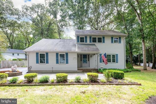 9730 Walnut Dr, SEAFORD, DE, 19973-7809 | Card Image