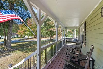 Front porch with swing | Image 3