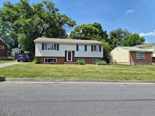 3819 Green Spring Ave Nw, Roanoke, VA, 24017 | Card Image