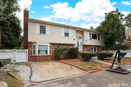 1 Karen Court, Bayville, NY, 11709 | Card Image