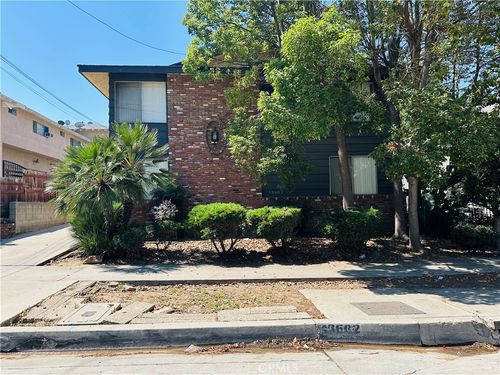 5-13602 Penn, Whittier, CA, 90602 | Card Image