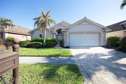 8464 Indian Wells Way, NAPLES, FL, 34113 | Card Image