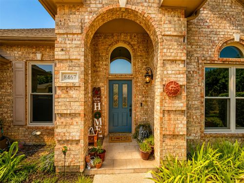 8467 Muirwood Trail, Fort Worth, TX, 76137 | Card Image