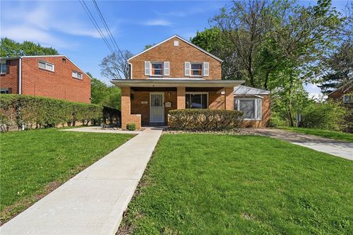212 Richland Dr, Pittsburgh, PA, 15235-4412 | Card Image