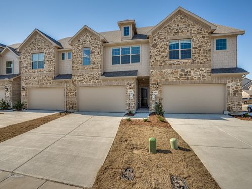 6803 Topaz Dr, Greenville, TX, 75402-8127 | Card Image