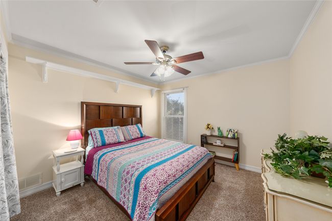 Main House guest bedroom | Image 16
