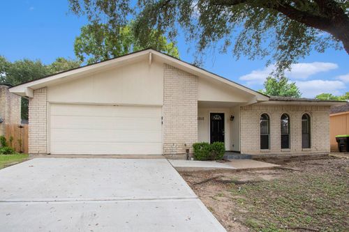 2010 Quail Valley East Dr, Missouri City, TX, 77459-3322 | Card Image