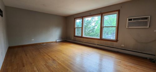 apt-2e-6801 13th St, Berwyn, IL, 60402-2035 | Card Image