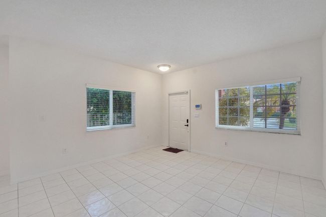 10320 - 10320 Sw 18 Th St, Townhouse with 4 bedrooms, 3 bathrooms and null parking in Miramar FL | Image 17
