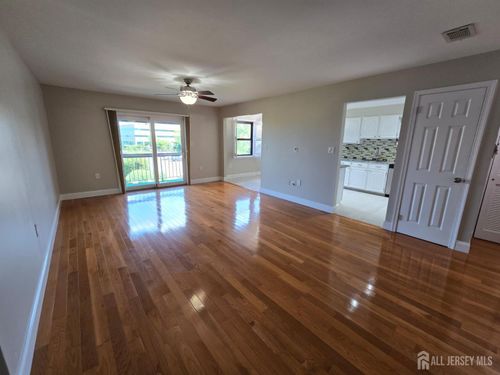 f-144 Beverly Hill Ter, Woodbridge, NJ, 07095 | Card Image