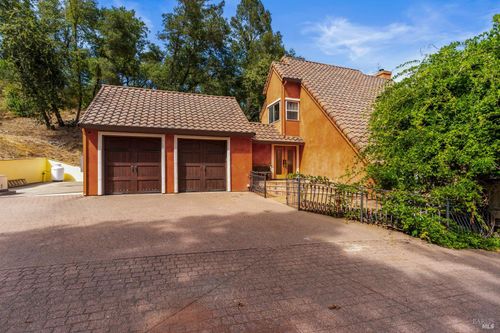 2145 Nw Mount Veeder Road, Napa, CA, 94558 | Card Image
