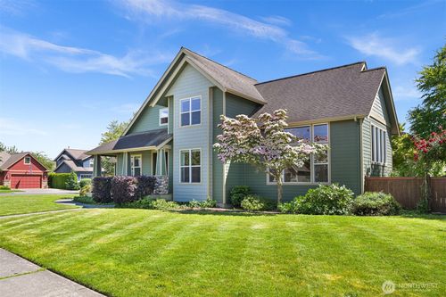 875 N Park St, Lynden, WA, 98264-8587 | Card Image