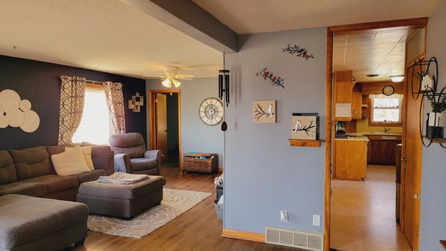 3100 380 Th St, House other with 5 bedrooms, 2 bathrooms and null parking in Cottonwood MN | Image 4