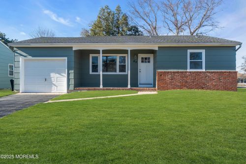 80 Brakenbury Dr, Toms River, NJ, 08757-4302 | Card Image