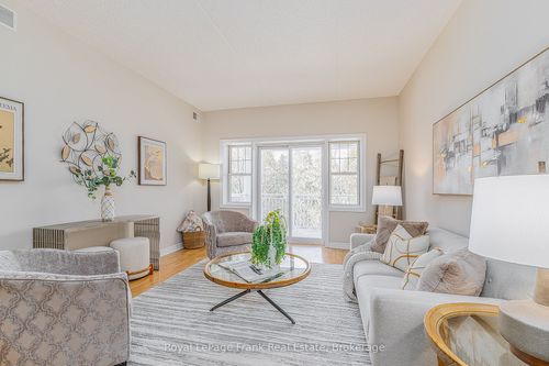 207-220 Main St N, Uxbridge, ON, L9P0B6 | Card Image