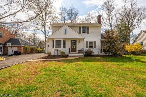 1341 Birch Hill Rd, Mountainside, NJ, 07092-1832 | Card Image