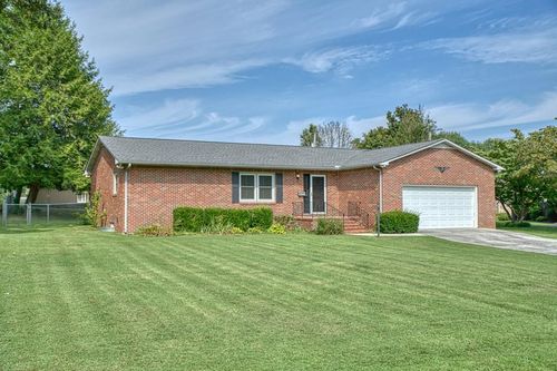 925 Miller Ave, Cookeville, TN, 38501-3837 | Card Image