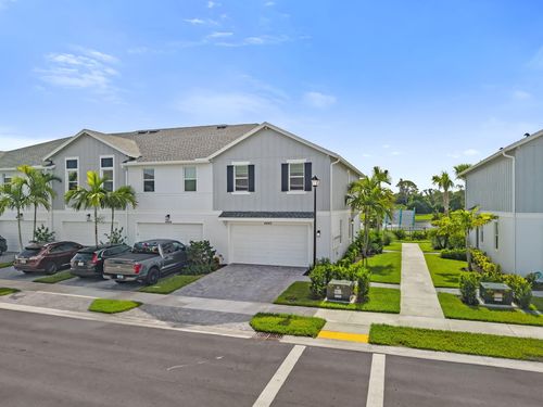 4440 Longwood Lake Sq, Westlake, FL, 33470-1030 | Card Image
