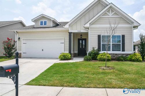 7020 Camrose Ln Nw, Huntsville, AL, 35806-2376 | Card Image