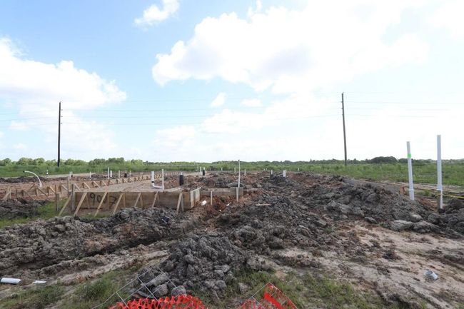 Every foundation at DWH is engineered and it’s inspected three times! We do not do “batch” testing. Rest easy knowing your foundation comes with a 10 year warranty. | Image 8