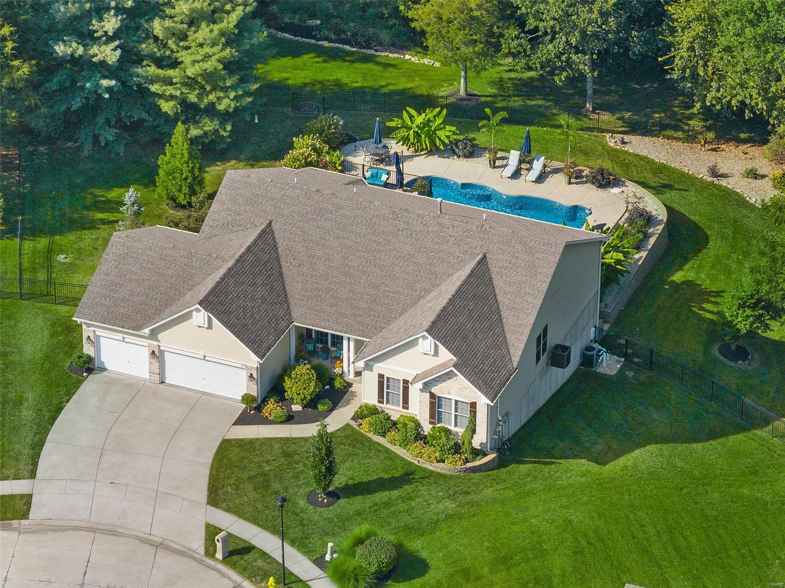 Boulder Creek Dr, Wentzville, MO 63385