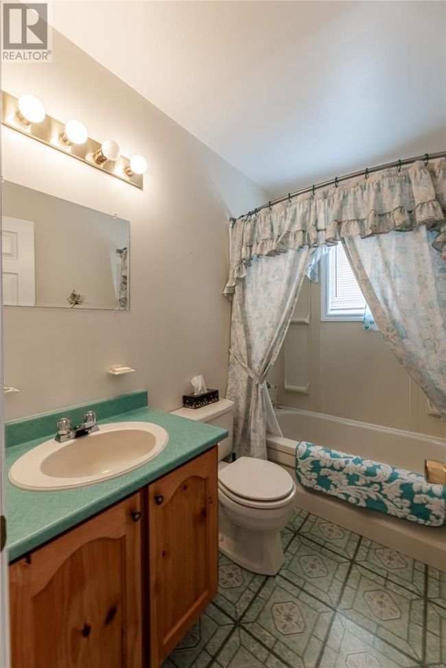 13 Access Pl, Home with 4 bedrooms, 3 bathrooms and null parking in Conception Bay South NL | Image 16