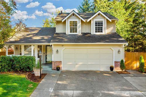 11923 207th Ave E, Bonney Lake, WA, 98391-7920 | Card Image