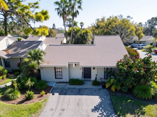 25-25 Windrush Bay Dr, TARPON SPRINGS, FL, 34689-1203 | Card Image