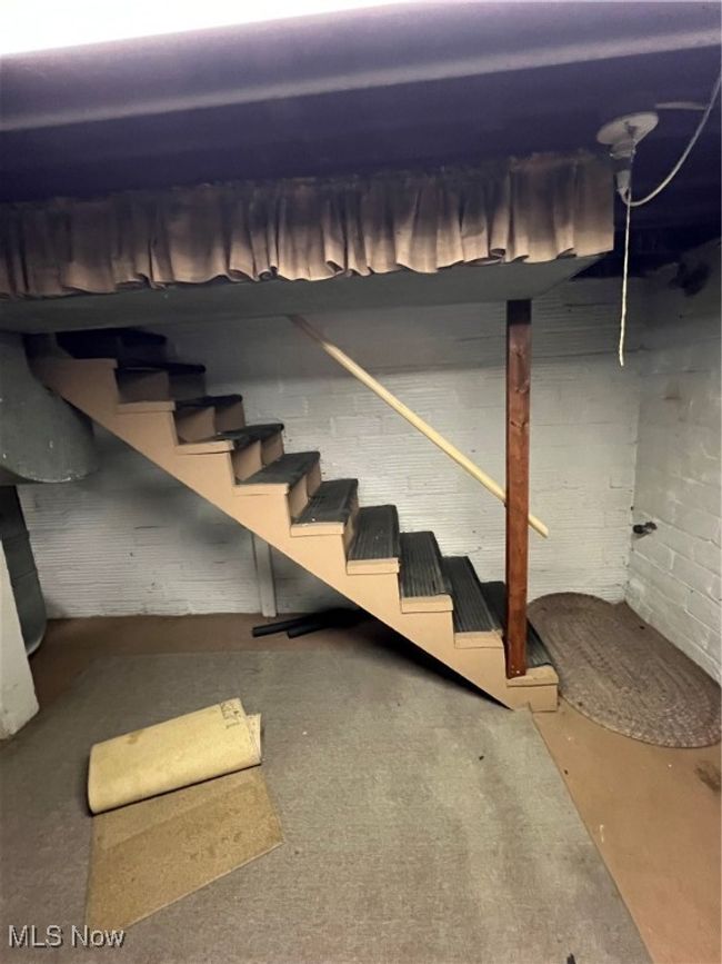 View of basement | Image 11