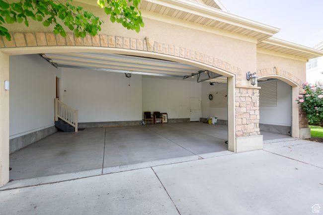 407 Clay Ln, House other with 4 bedrooms, 3 bathrooms and 3 parking in Lehi UT | Image 34