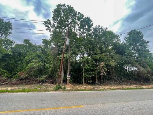1 Sleepy Hollow Road, Conroe, TX, 77385 | Card Image
