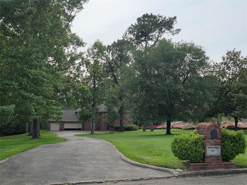 110 Commons Lake Dr, Huffman, TX, 77336-2965 | Card Image