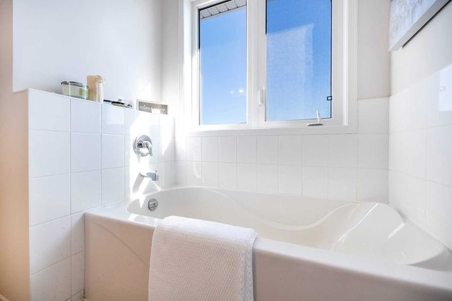 9 Formosa Ave, House other with 4 bedrooms, 3 bathrooms and 3 parking in Ajax ON | Image 24
