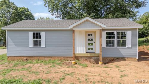 400 Lindell St, Fredericktown, MO, 63645-1714 | Card Image