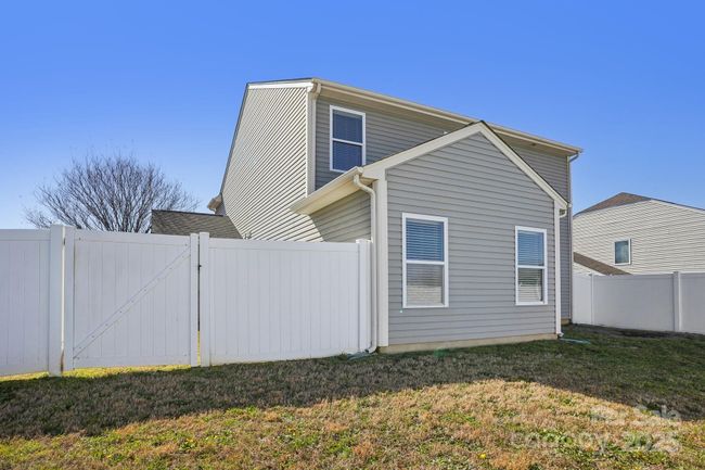 Fenced in backyard | Image 35