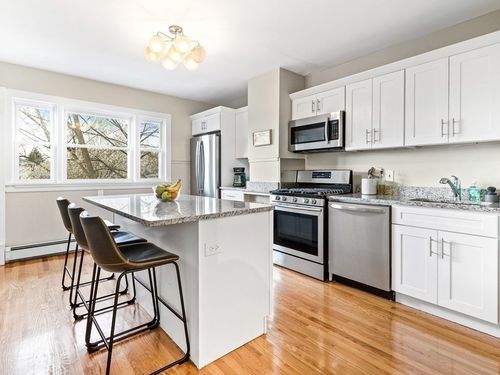 2-30 Putnam St, Somerville, MA, 02143-1716 | Card Image