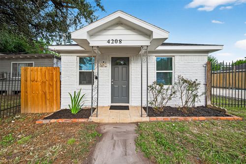 4208 Europa St, Houston, TX, 77022-4048 | Card Image