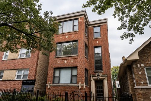 3-1731 W North Shore Ave, Chicago, IL, 60626-6579 | Card Image