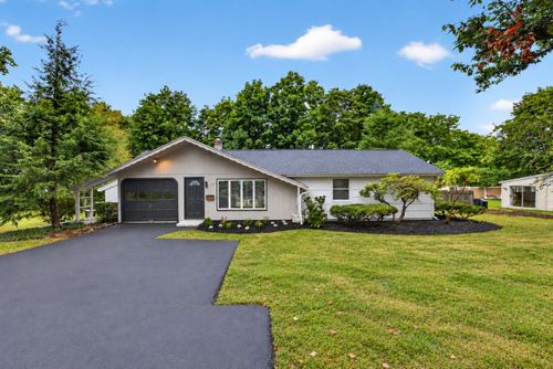 17 Grover St, Beverly, MA, 01915-1514 | Card Image