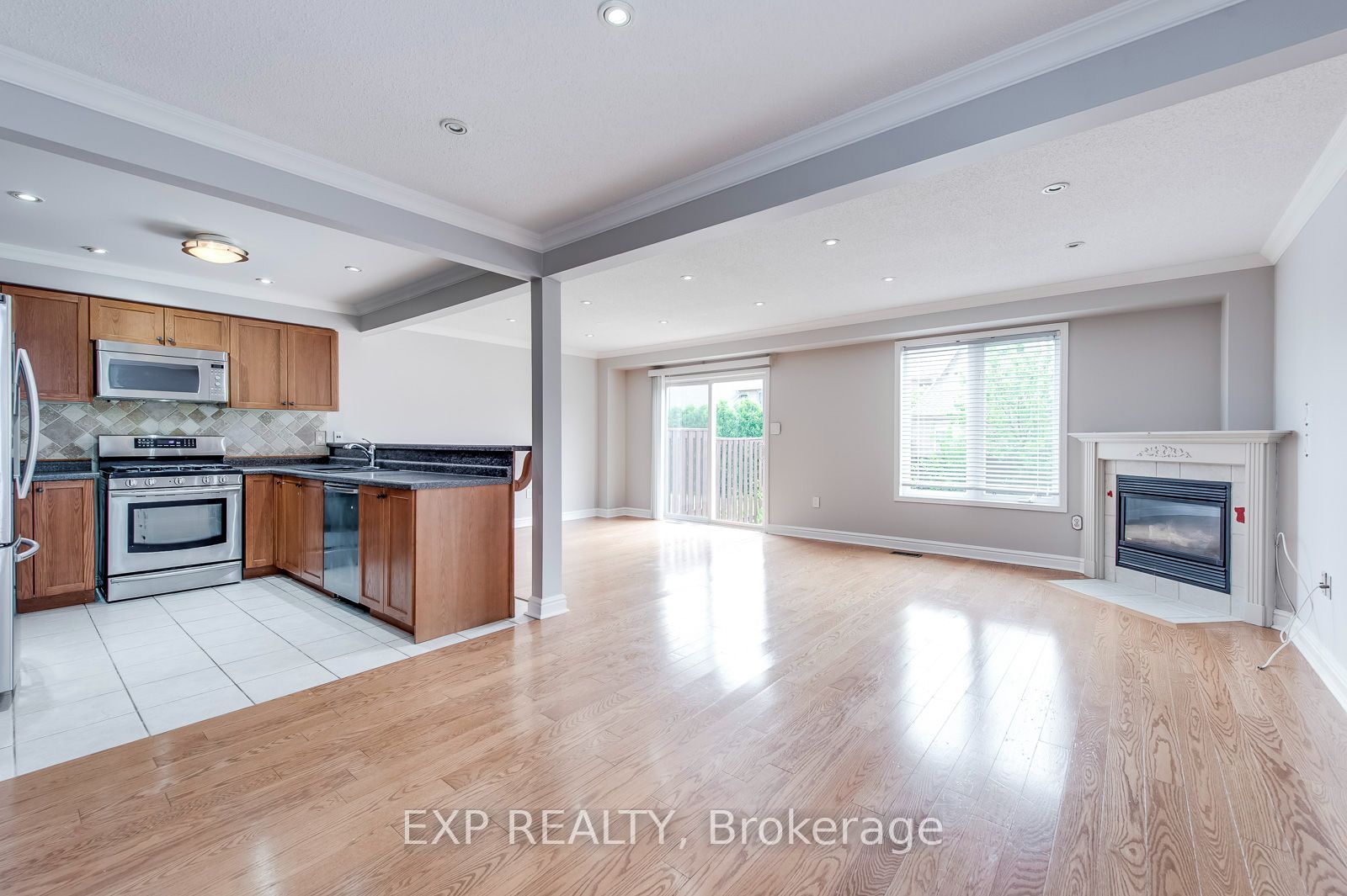 Residential Lease in Oakville 5